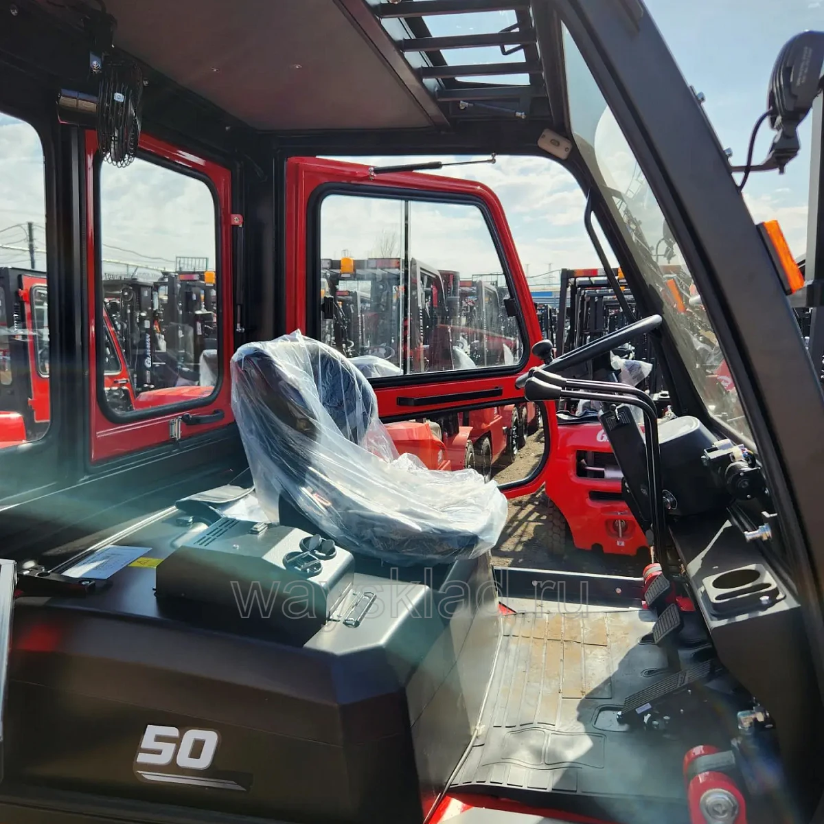 Автопогрузчик вилочный дизельный GLAVMAN CPCD50-AXG53 3000 мм 5000 кг SS Cabin 4