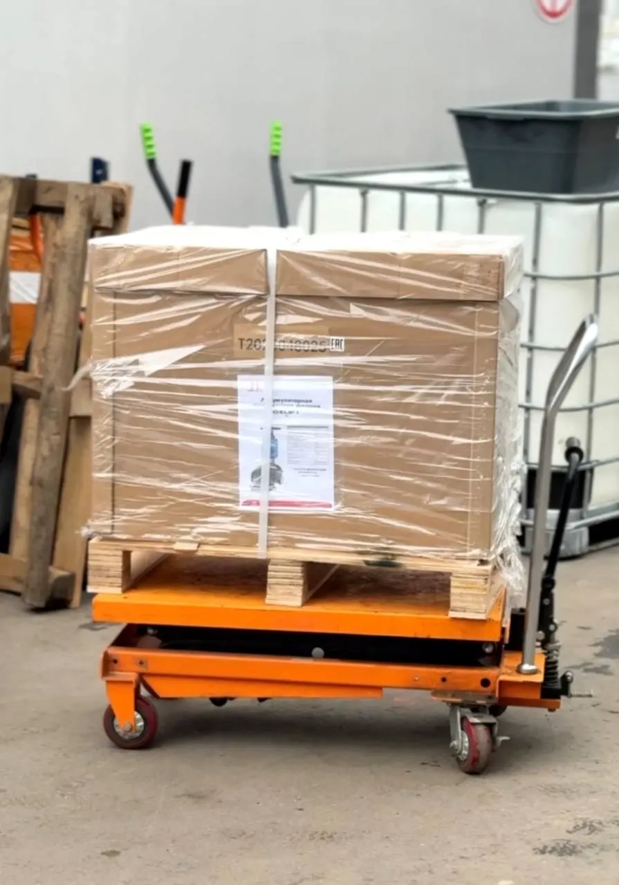 Как самоходный штабелер AX12 и поломоечная машина М7 ускорили работу сервисного центра АКПП в Москве 2