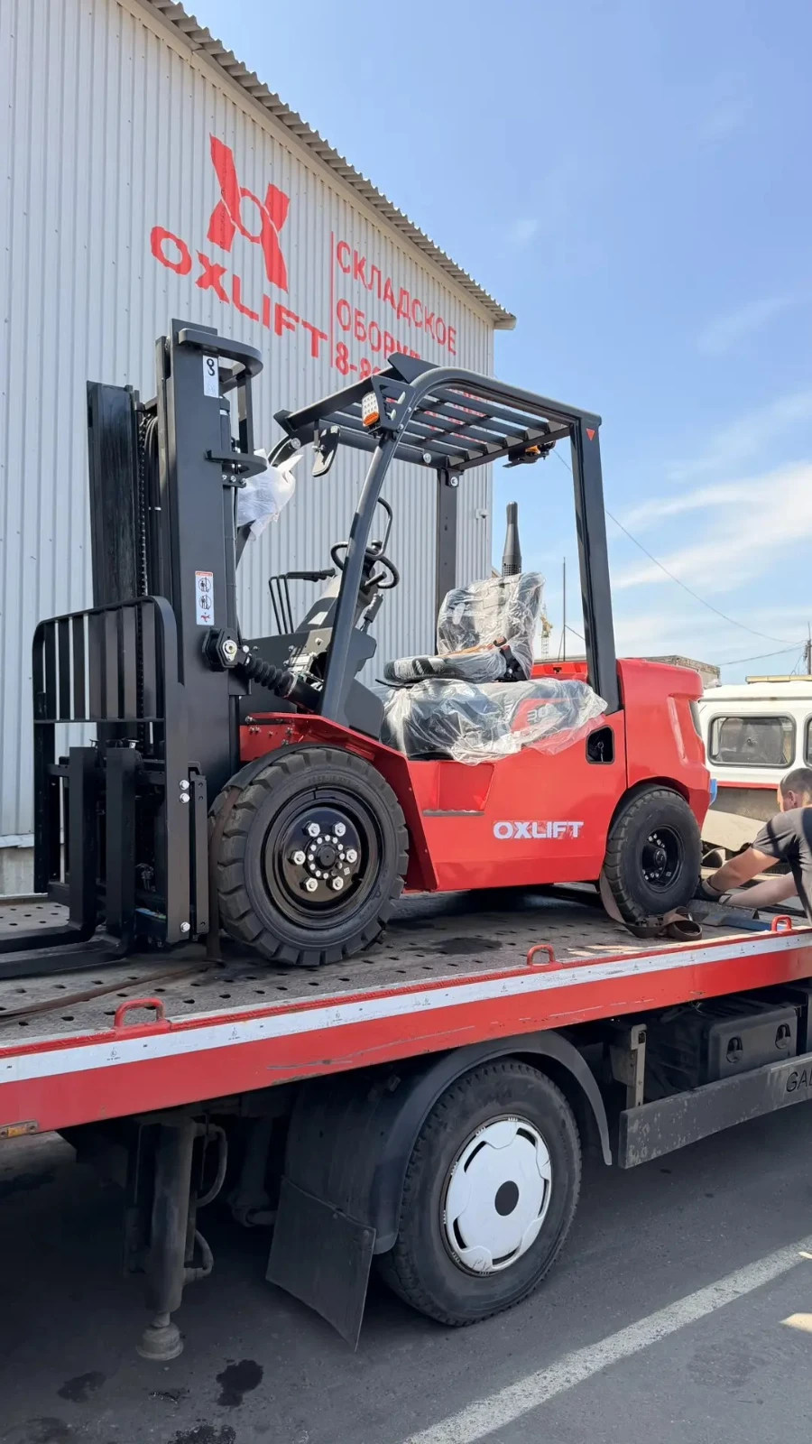 Отгрузка дизельного погрузчика OXLIFT CPCD30 3 т / 3 м в Нижний Новгород — фото 1