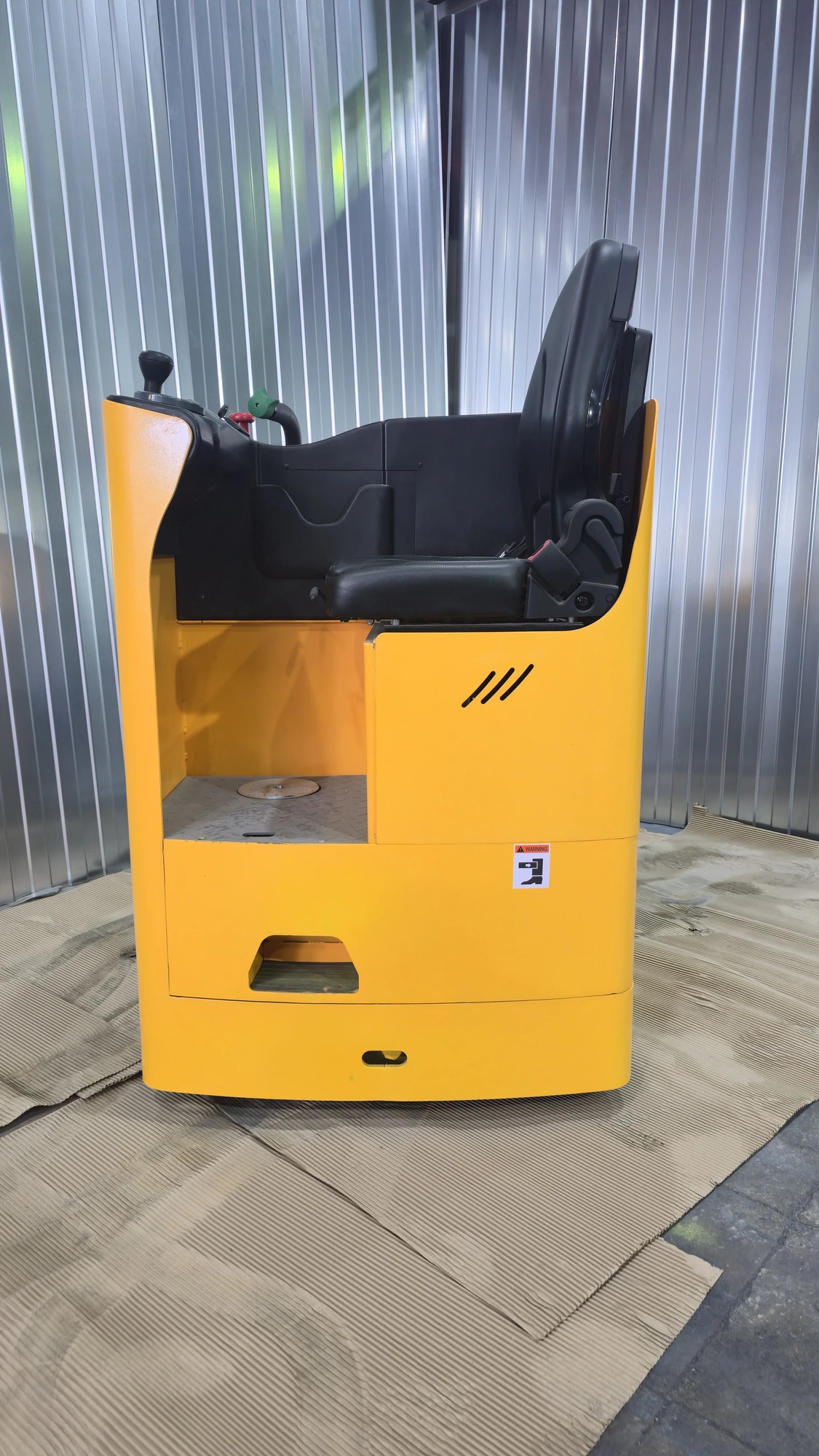 Тележка электрическая 2000 кг 1150 мм XILIN CBD20Z с кабиной 24/320 В/Ач — дополнительное фото 2
